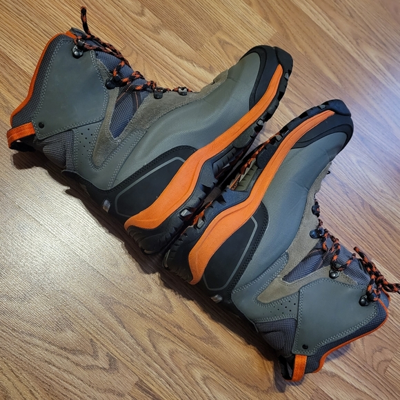 Columbia Bugaboot Plus Cold Weather Boot, 9.5 - Picture 5 of 11